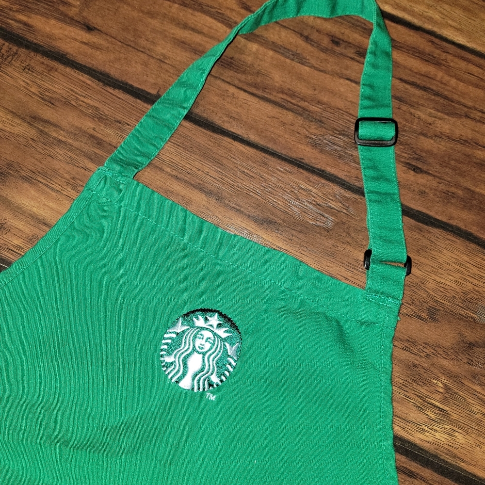 Starbucks employee green apron with pockets